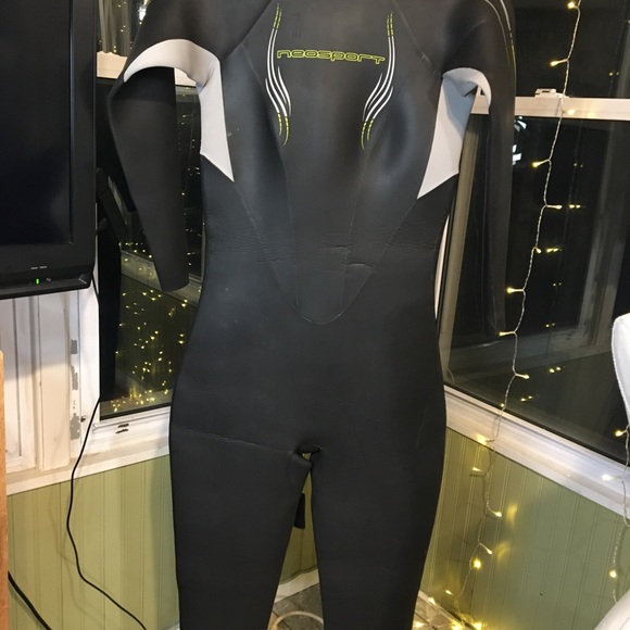Wetsuit by Neosport Full Size 5MM NWT Perfect for Surfing 🏄‍♀️ Diving and More - Picture 3 of 13